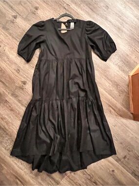 Women's Black Tiered Puff-Sleeve Dress